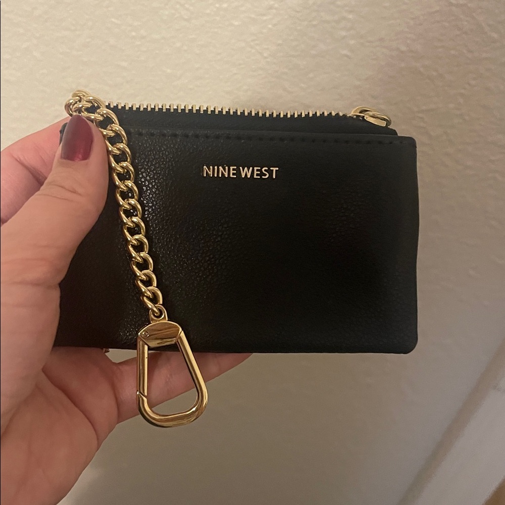 🌸(5 for $15) Black Nine West crossbody bag with coin purse - Picture 4 of 4